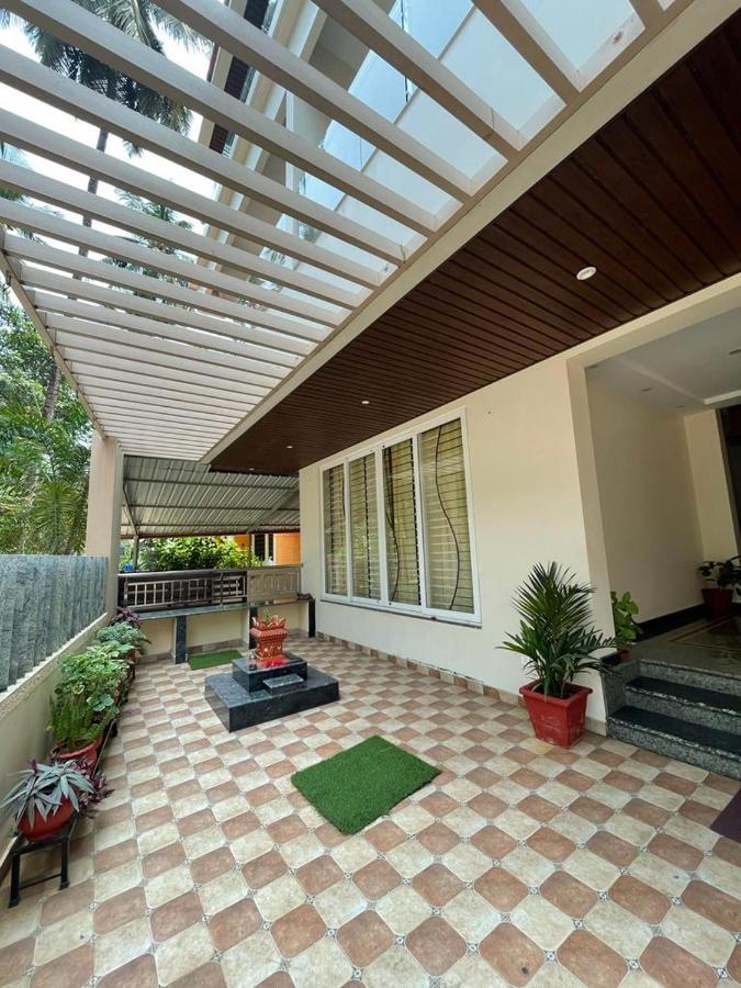 Aikya Kadri #Your Home Away From Home# Non Smoke# Vegetarians Preferred# Strictly For Families Mangalore Exterior photo